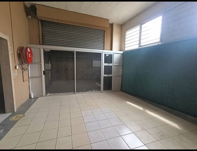 2,000M² WAREHOUSE TO LET IN PINETOWN CENTRAL